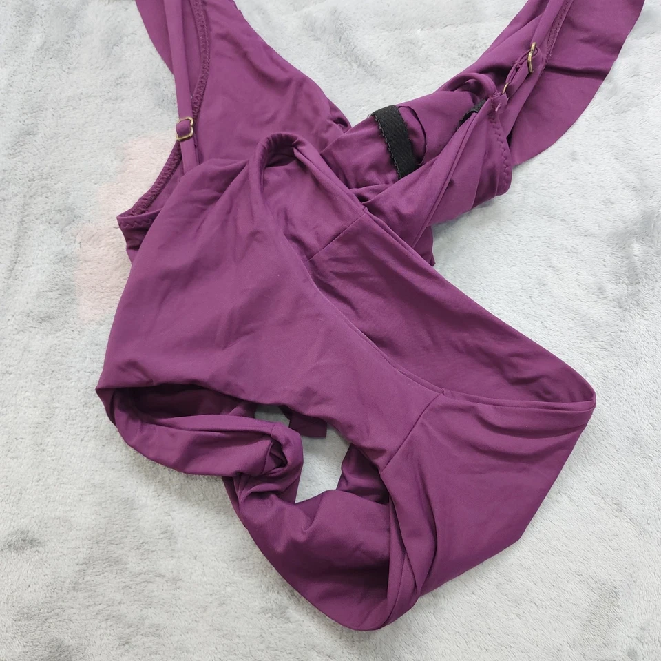 Traje de baño BECCA talla S púrpura Socialite con volantes de una pieza con cuello en V sin espalda Foto 4 de 4