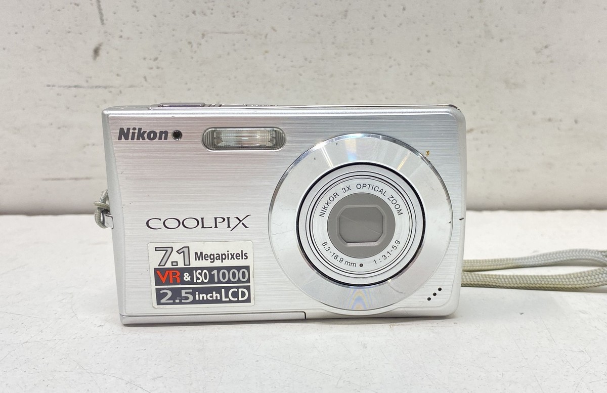 Nikon COOLPIX S200 コンパクトデジタルカメラ Amazon.com : Nikon Coolpix S200 7.1MP Digital Camera with 3x