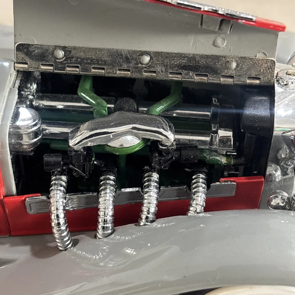 Danbury Mint 1935 Duesenberg SSJ 1: 24 比例压铸模型汽车收藏品 — 第 2/4 张图片