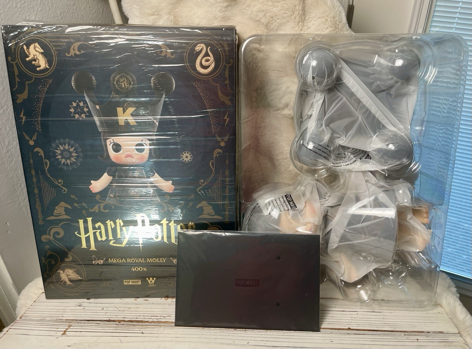 AUTHENTIC Pop Mart MEGA ROYAL MOLLY 400% Harry Potter NEW FAST SHIP