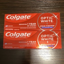 Colgate Optic White Stain Fighter Toothpaste Baking Soda Clean Mint 2 Pack 3.8oz
