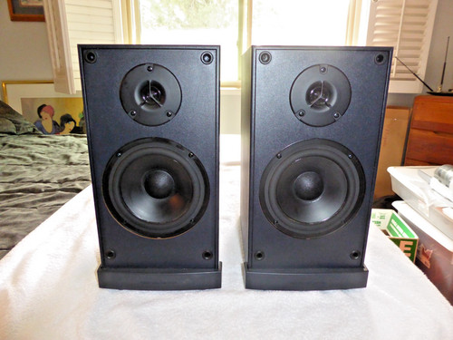 Festival 60 Harman Kardon Pair of Speakers