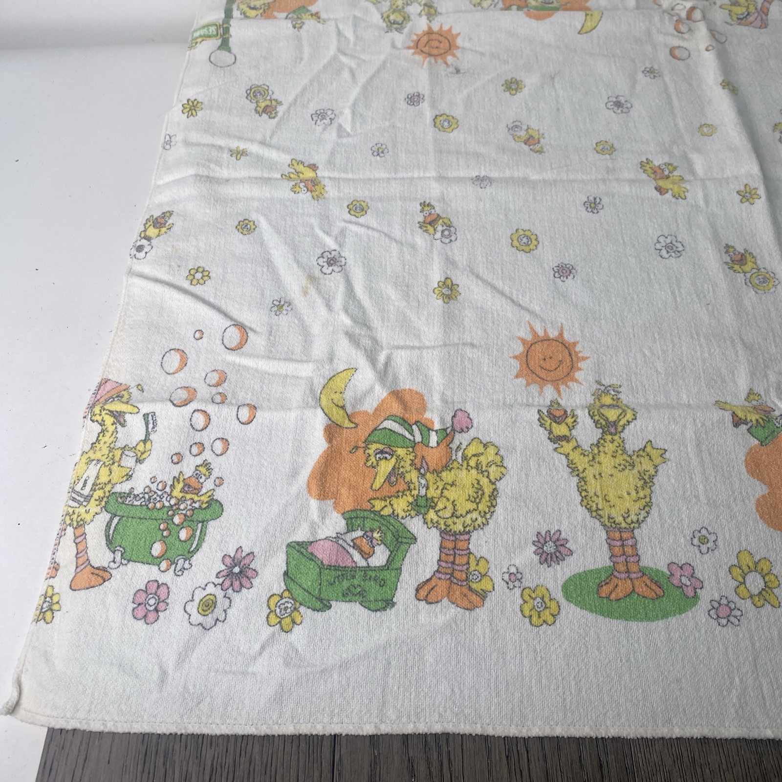 Vintage Toddle Time? Receiving Blanket Sesame Street Big Bird 32x28” - Stained