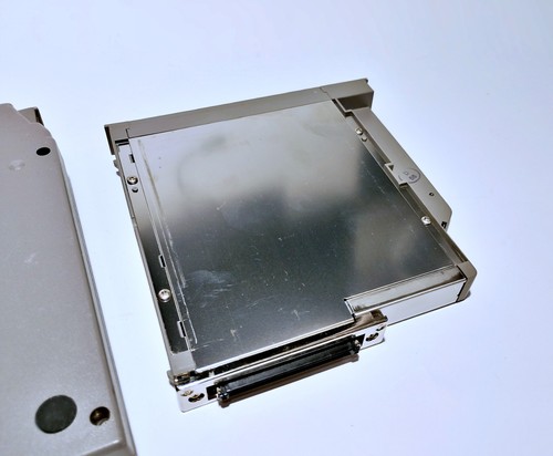Vintage TOSHIBA 3.5 External Floppy Drive with FDD Attachment Case - 第 6/7 張圖片