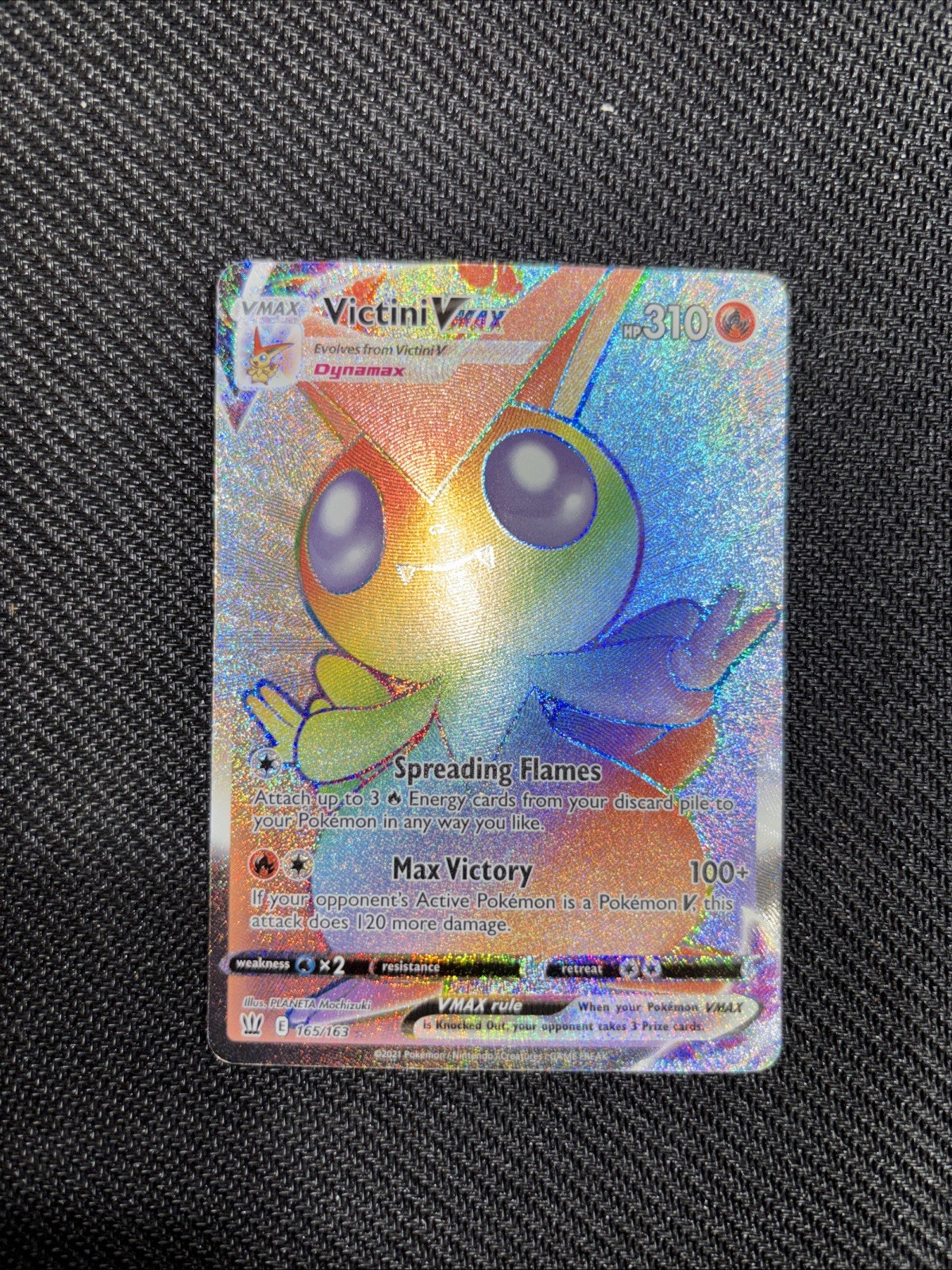Pokémon TCG Victini VMAX 165/63 Rainbow Battle Styles Card LP Condition