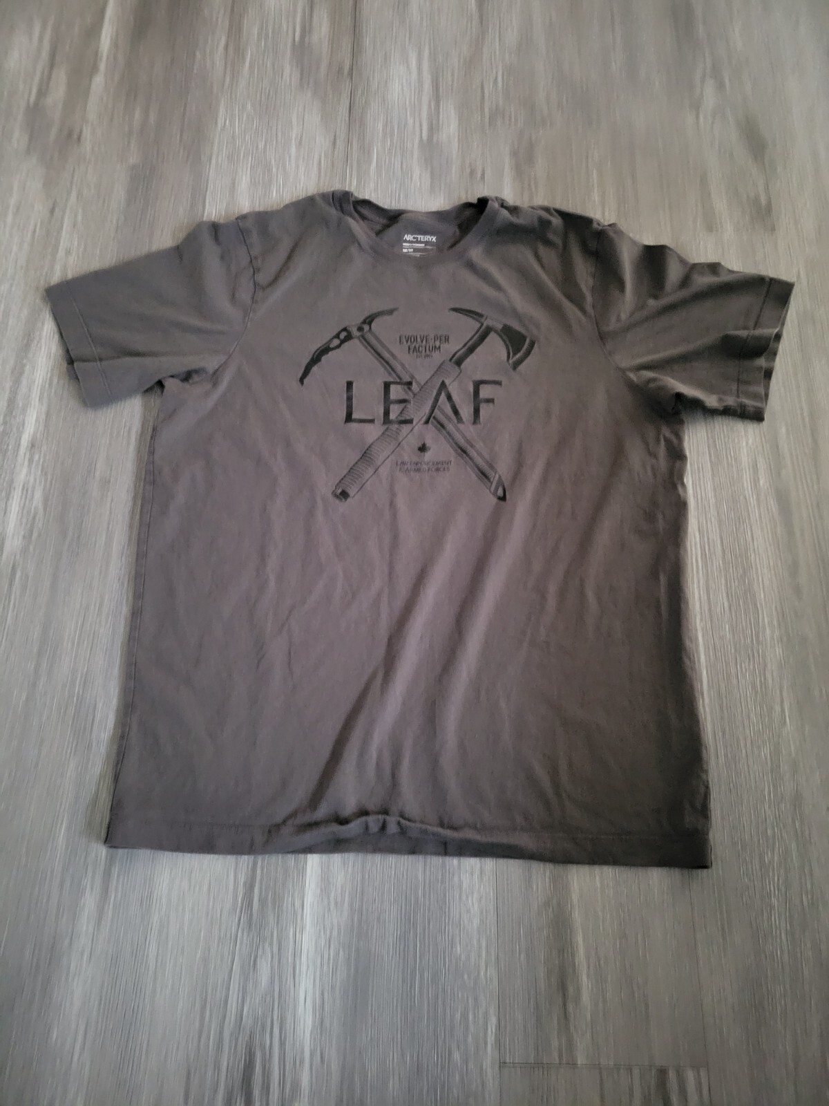 ARC'TERYX T shirt Arcteryx Leaf Word logo grigio manica corta uomo combattimento escursionismo match jacket