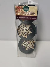 Winter Wonder Lane Festive Bloom Collection 3 pc Velvet Green Ornaments