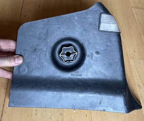 Lampenträger Rücklicht Hinten Rechts Org. BMW E36 Compact 8364934
