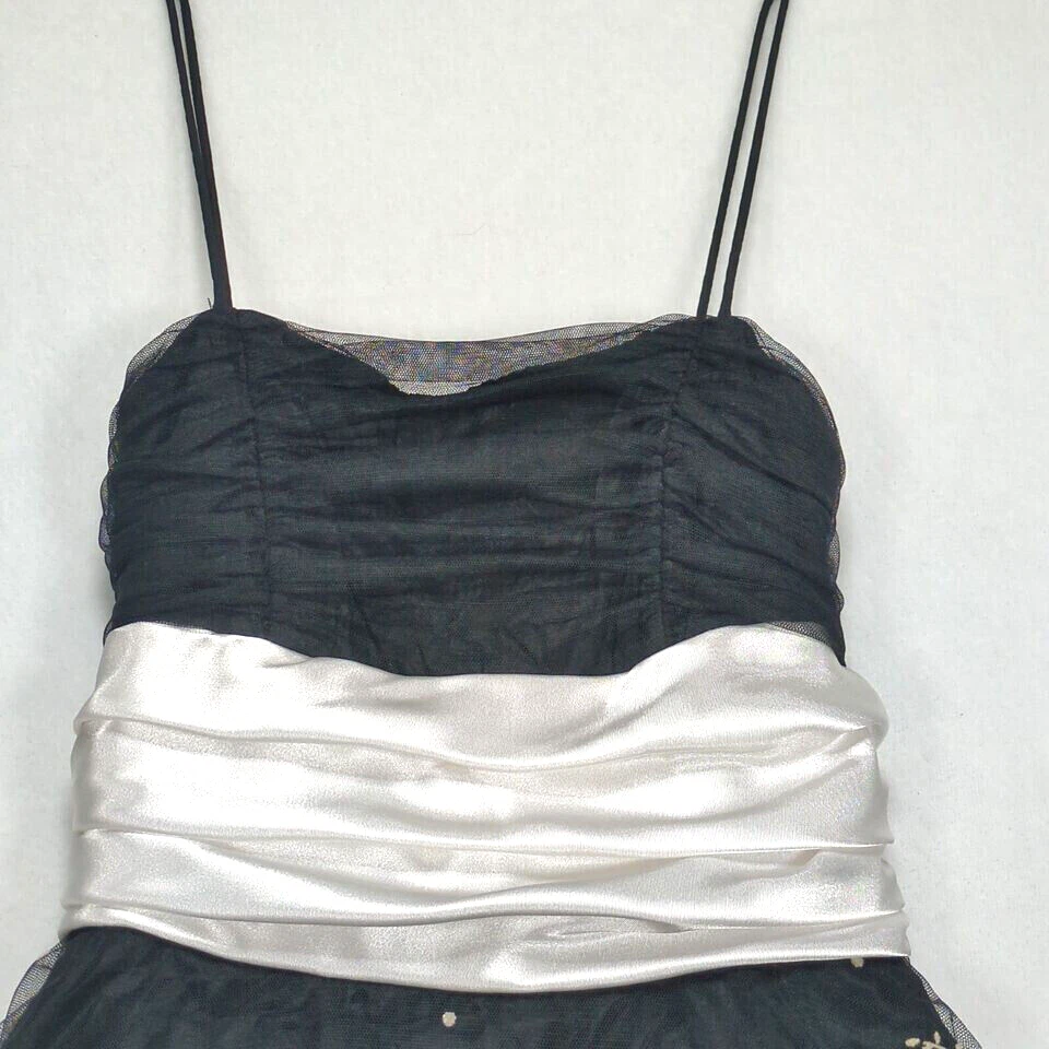 Vestido Formal De Colección Juniors 6 Baile de graduación Cachicho Hada Y2K Negro Brillante Floral Foto 3 de 4