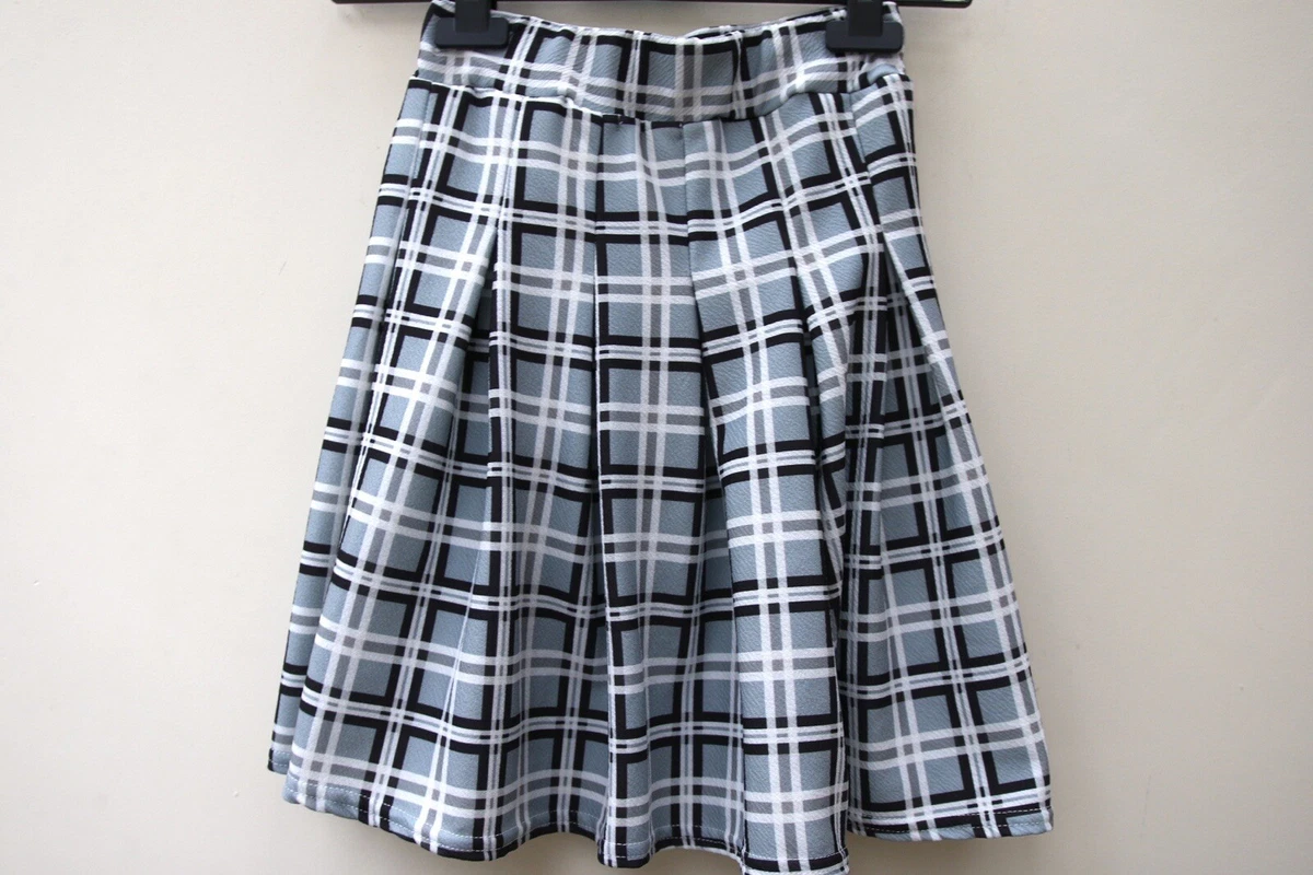 Grey top skirt plt