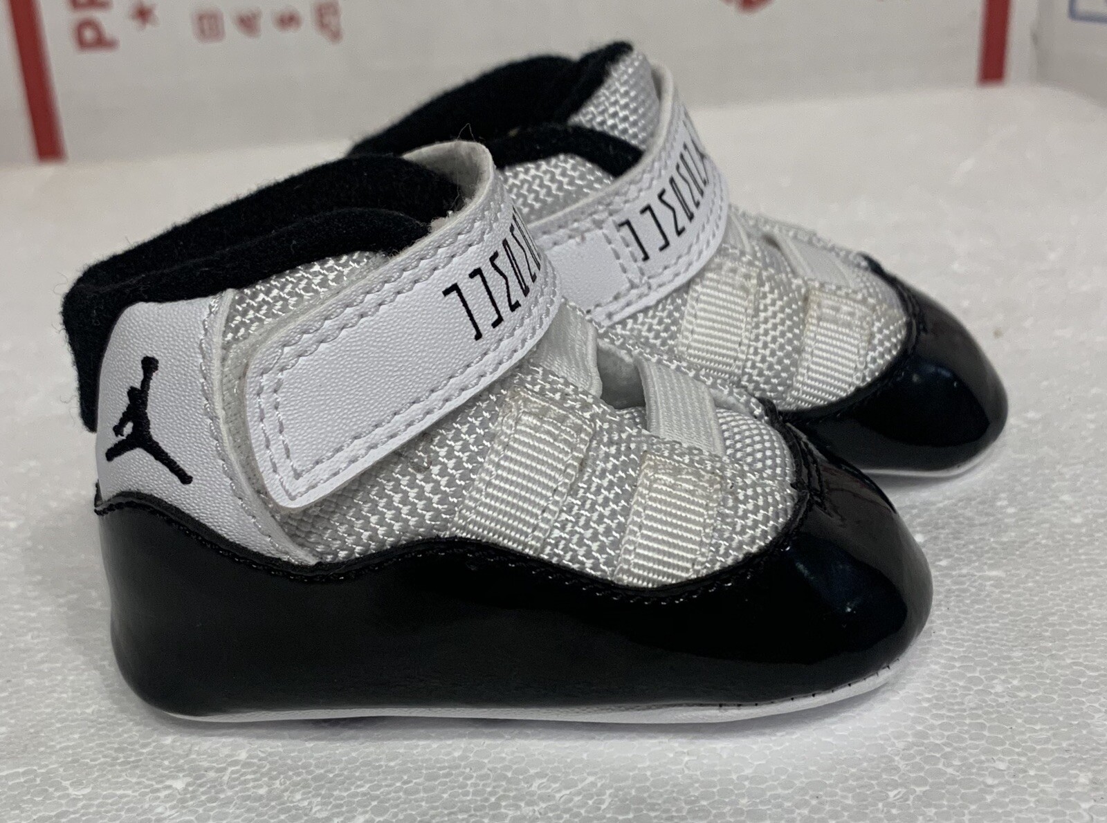 infant air jordan retro 11 crib gift pack