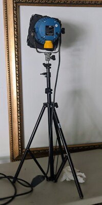 ARRI 1000W Studio Light set of 3 with carrying case