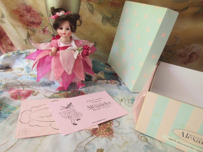 ~~Rare 8" Enchanted Garden Ballerina in Box, Beautiful Apparel and Hair Style~~