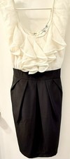 Forever21 White Ruffle/ Black  Dress With Pockets Size L