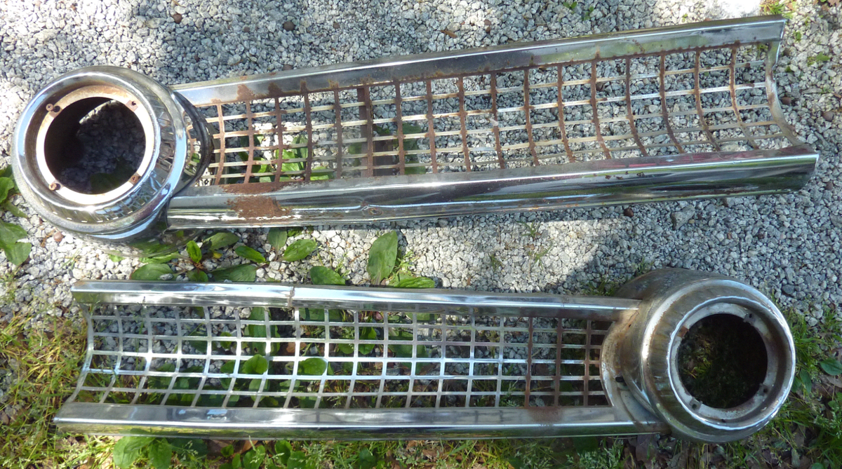 1955 55 Ford Fairlane Victoria Custom Front Grill Light Housing LH