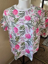 BRAND NEW:  Women's OLD NAVY Size XXL Pink Floral 100% Cotton Tee