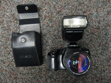 Minolta 3000i SLR 35mm Film Camera w/ Flash 35-105MM Zoom Lens