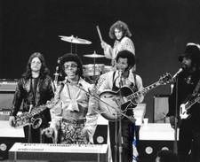 * FREDDIE STONE * signed 8x10 photo * SLY & THE FAMILY STONE * COA * 8