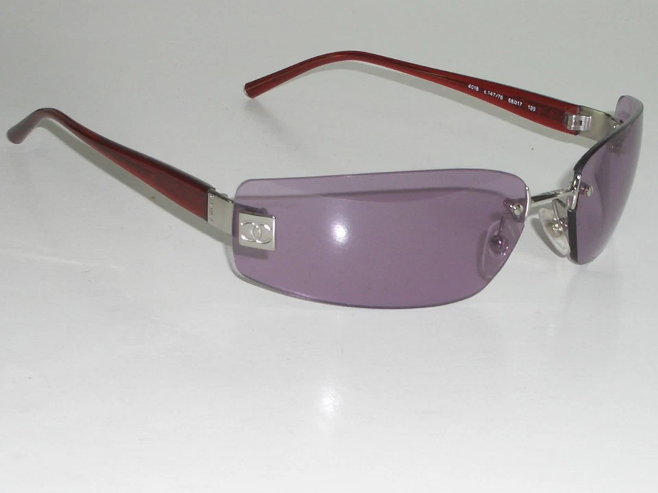 CHANEL ITALY 4018 c.147/76 120 68[]17 VIOLET TONE RIMLESS WRAP SUNGLASSES W/CASE - Image 3 of 4