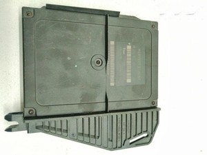 MERCEDES-BENZ E W210 Motorsteuergerät ECU 2108200026 3.00 Diesel 55kw 17129645