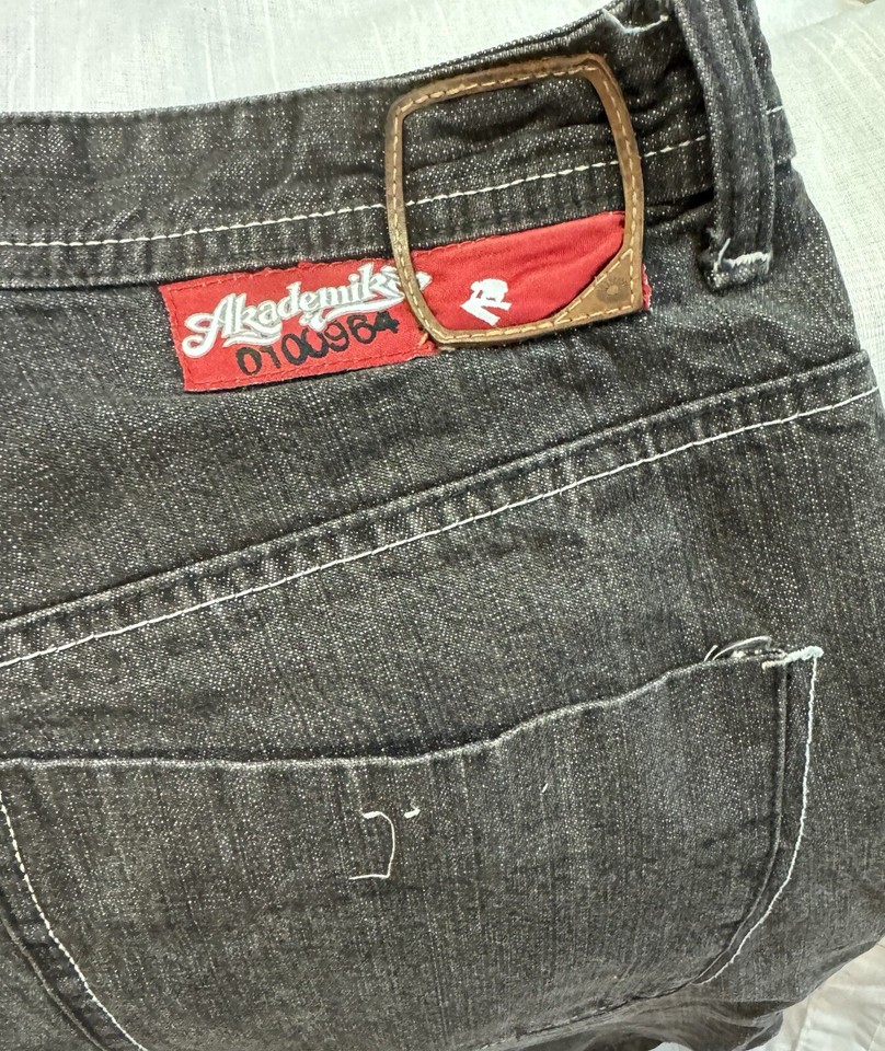 Vintage AKADEMIKS Men’s Black Denim Jean Shorts Size 38 Hip Hop Baggy