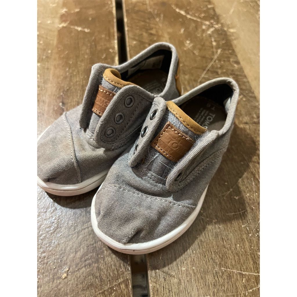TOMS Gray Canvas Slip-On Toddler Shoes Size T6 Unisex Kids Casual-image