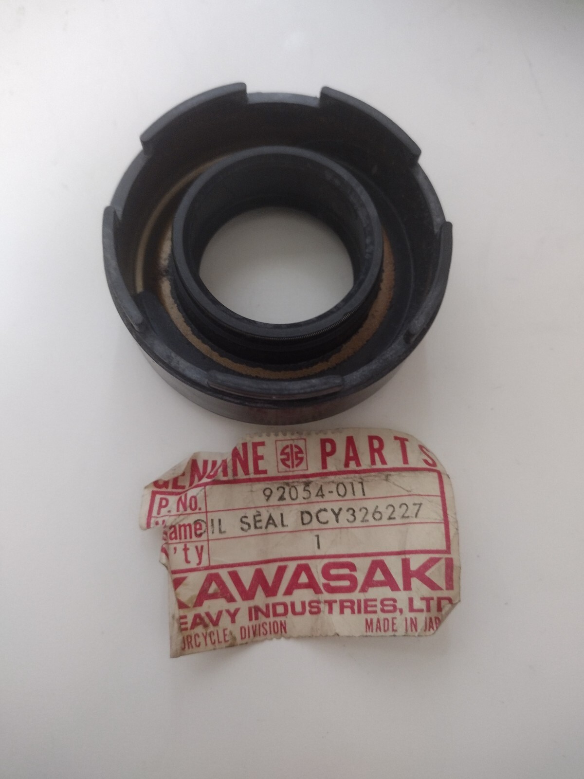 Kawasaki 92054-011 Oil Seal DCY326227 NOS OEM | eBay