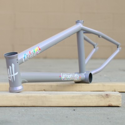 colony sweet tooth 20.75