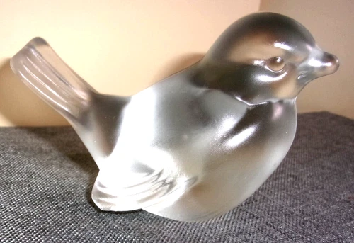 Vintage Fenton Frosted Glass Bird Figurine Figure Paperweight Marked