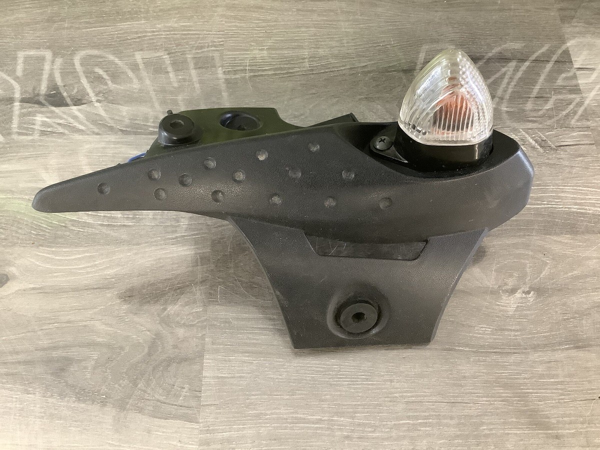 05 06 2005 2006 KAWASAKI NINJA ZX6 ZX-6 REAR LEFT INDICATOR LIGHT