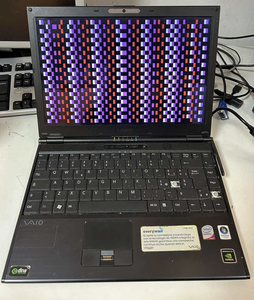 Pc Laptop Sony Vaio PCG-6W1M NVIDEA Intel Centrino Leggi - Immagine 2 di 4