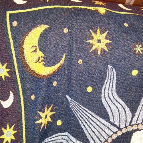 The Rug Barn American Classics Cotton Sun Face 65x53 Afghan Throw Blanket - Picture 6 of 7