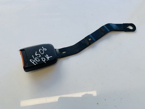 Volkswagen Passat 1997 Seat belt holder (Seat belt Buckle) front l #1314362-33