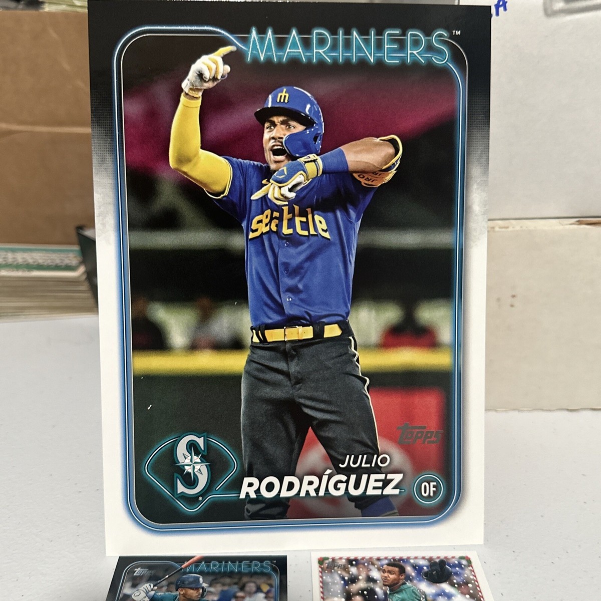 2024 Topps Series 1 Julio Rodriguez Oversized Card + cards Seattle