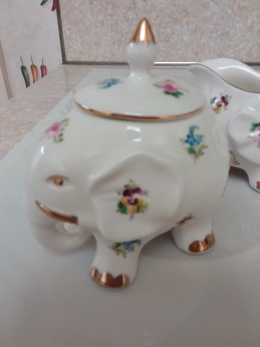 Grace's Teaware Elephant Shaped Floral Pattern Tea Pot, Sugar and Creamer Set - Picture 10 of 19