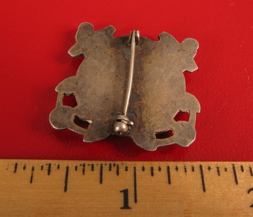 VINTAGE ORIGINAL SOLID STERLING SILVER WWII NAVY SEABEES ENAMEL PIN BROOCH NICE - Picture 2 of 2