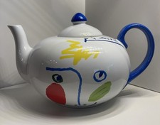 Picasso Living 'The Washerwoman 1962' Masterpiece Editions Teapot — listing 6