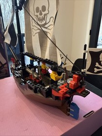 Vintage Lego 6268 Pirates ship Renegade Runner Complete Box Insert Inst