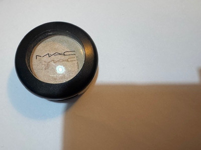 MAC DAZZLELIGHT LIDSCHATTEN (* BITTE BEACHTEN)
