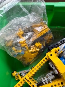 LEGO 8250/8299 Technic Submarine - COMPLETE  + extra pieces "EMPTY NESTERS"