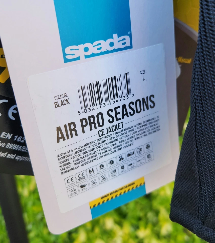 Spada Air Pro Seasons Waterproof Motorcycle Jacket CE Thermal Black L - Ref: J01 - Image 2 of 4