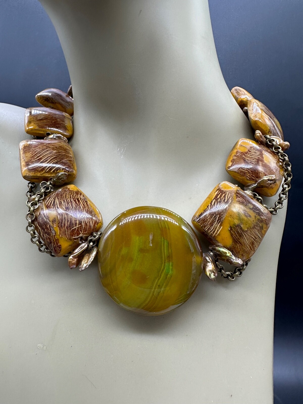STATEMENT CHAIN SHELL AGATE RESIN MULTI BEAD FALL… - image 7