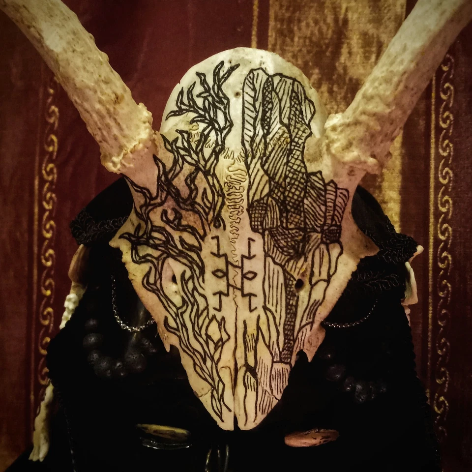 Norse Underworld Goddess Headdress with Deer and Coyote Bones Fantasy Cosplay - Image 2 of 4