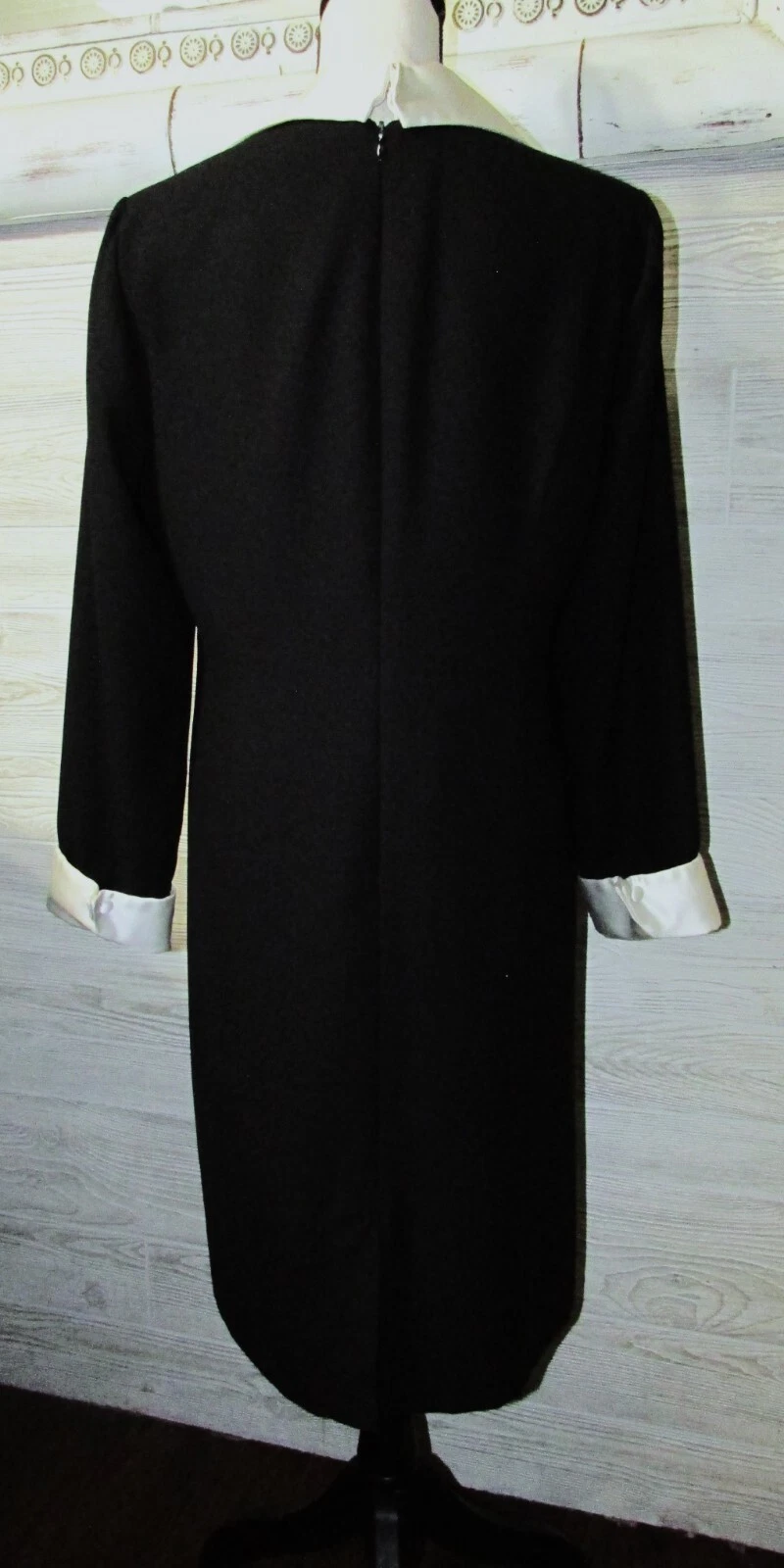 VETEMENTS Y2k ABITO NERO M mercoledì Addams raso bianco colletto a punta e polsini vintage grunge