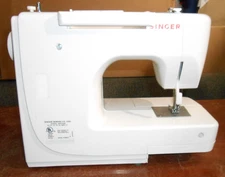 Singer Prelude 8280 Sewing Machine