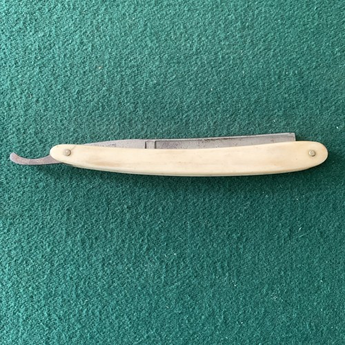 Vintage A. Witte BLUE STEEL Straight Razor, 9/16”, Germany, Please Read - Picture 10 of 15