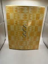 AVON SKIN SO SOFT Light Lush Moisturizing Lotion Shower Gift Set Spray Wash SSS