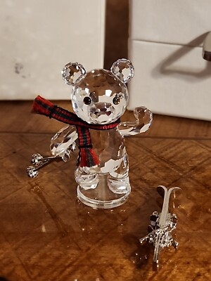 Swarovski Crystal Figurine Kris Bear W/Skies A-7637-NR-000-04 W/Box & Background