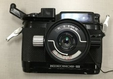 nikonos iii underwater camera with 35 mm , 15mm w/ viewfinder and close up Kit