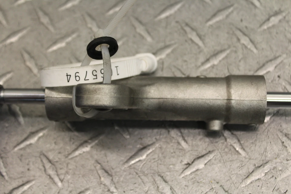 Suzuki GSXR600 2005 amortiguador de dirección estabilizador Foto 3 de 4